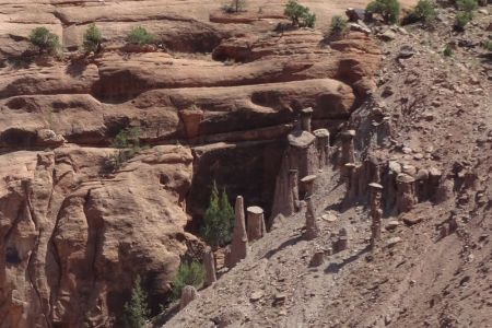 Hoodoos in Escalante Canyon